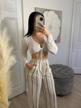 Load image into Gallery viewer, Beachy Knitted Crop Top

