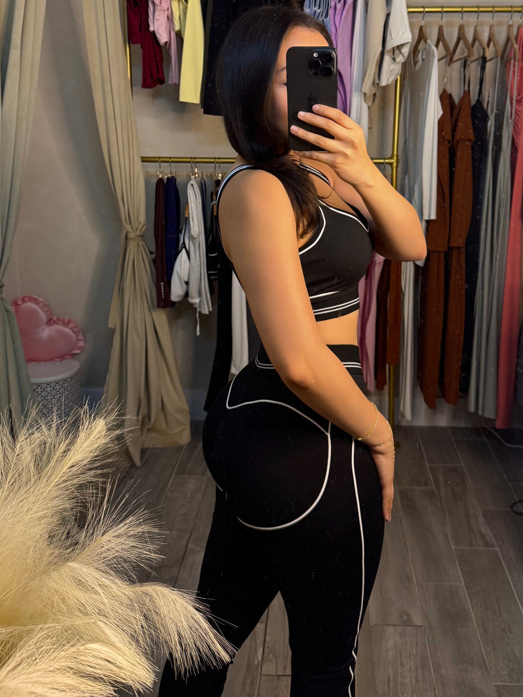 BLACK & WHITE SEAMLESS PANT SET