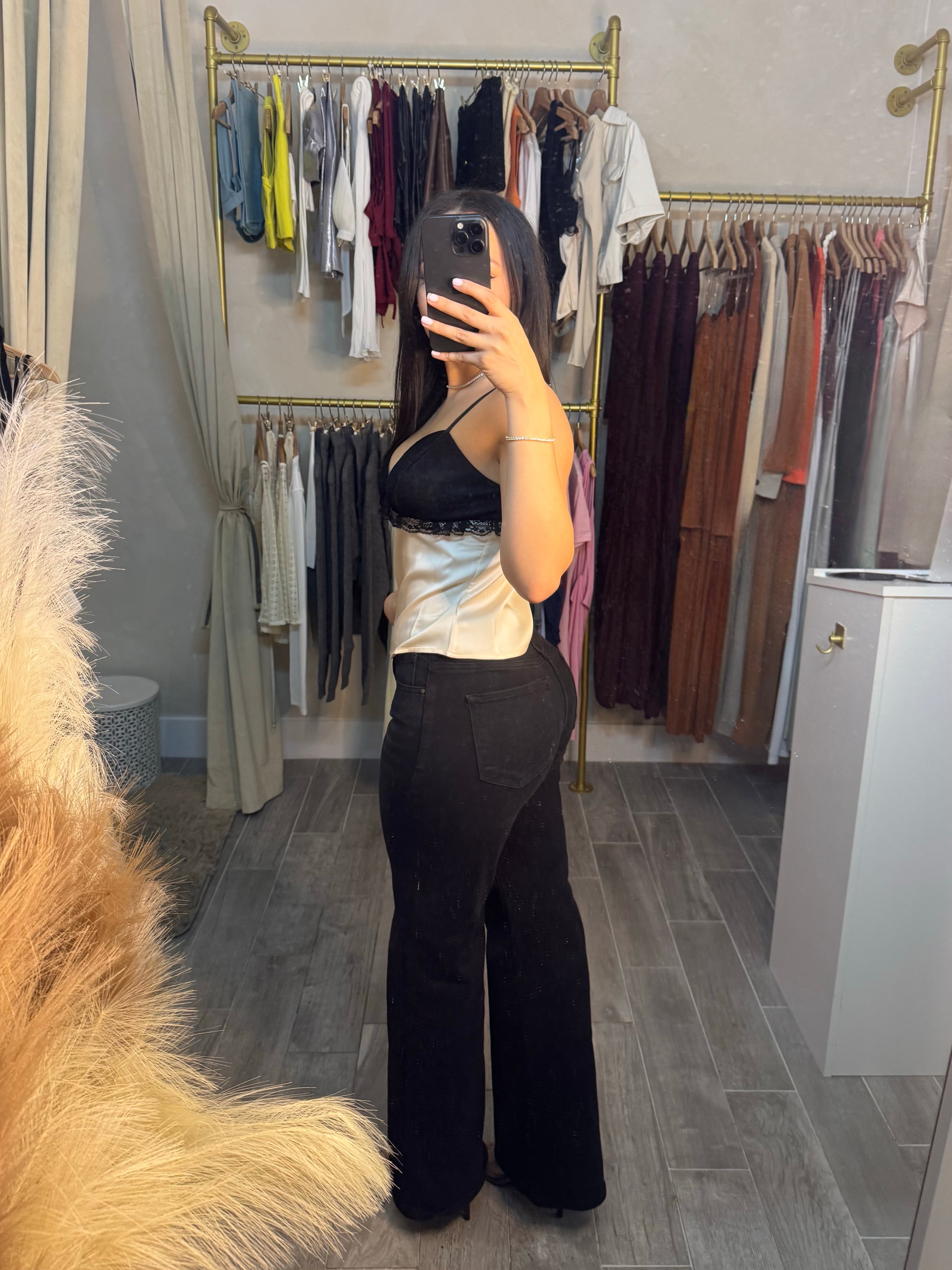 BLACK WIDE LEG JEANS