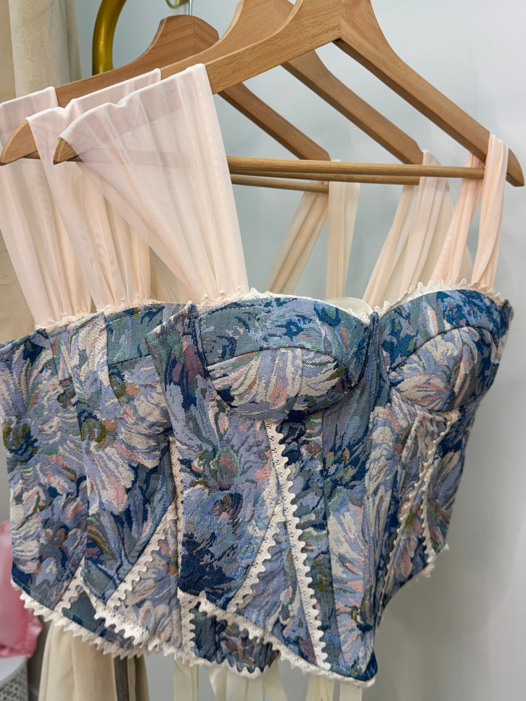 SWEET FLORALS CORSET TOP | BLUE