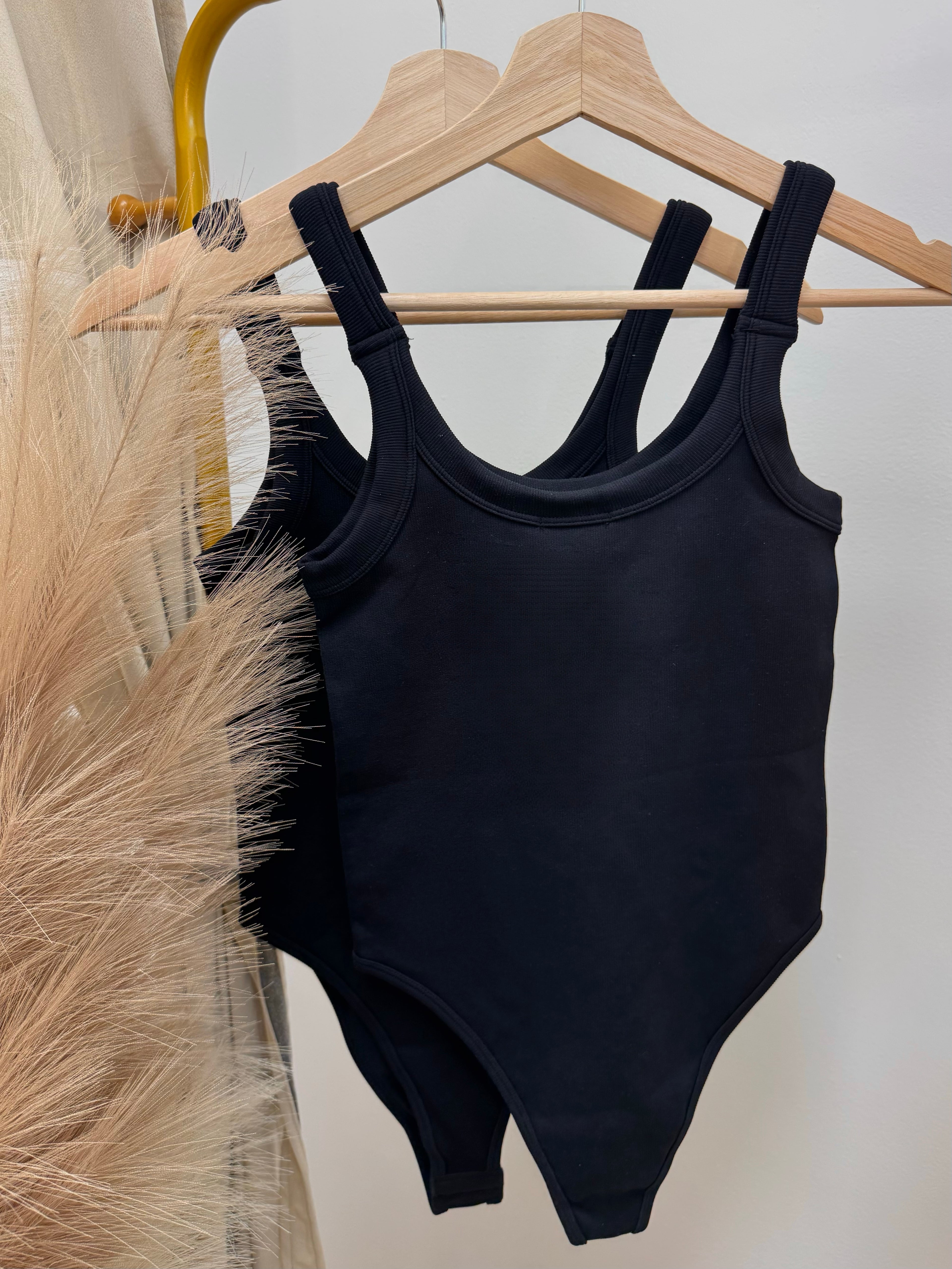 Scoop Neck Double Lined Bodysuit | BLACK