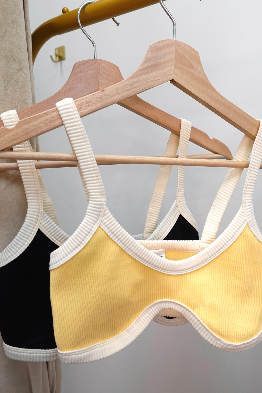 BUTTER YELLOW TINY TOP